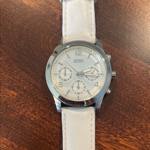 Guess Accessories - 💯GUESS women’s Watch